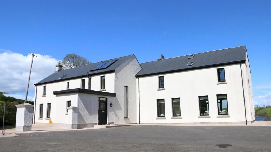 Property on Glaslough, co Monaghan