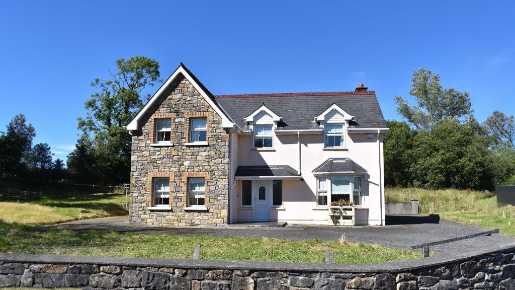 Property in Ballygawley, co Sligo