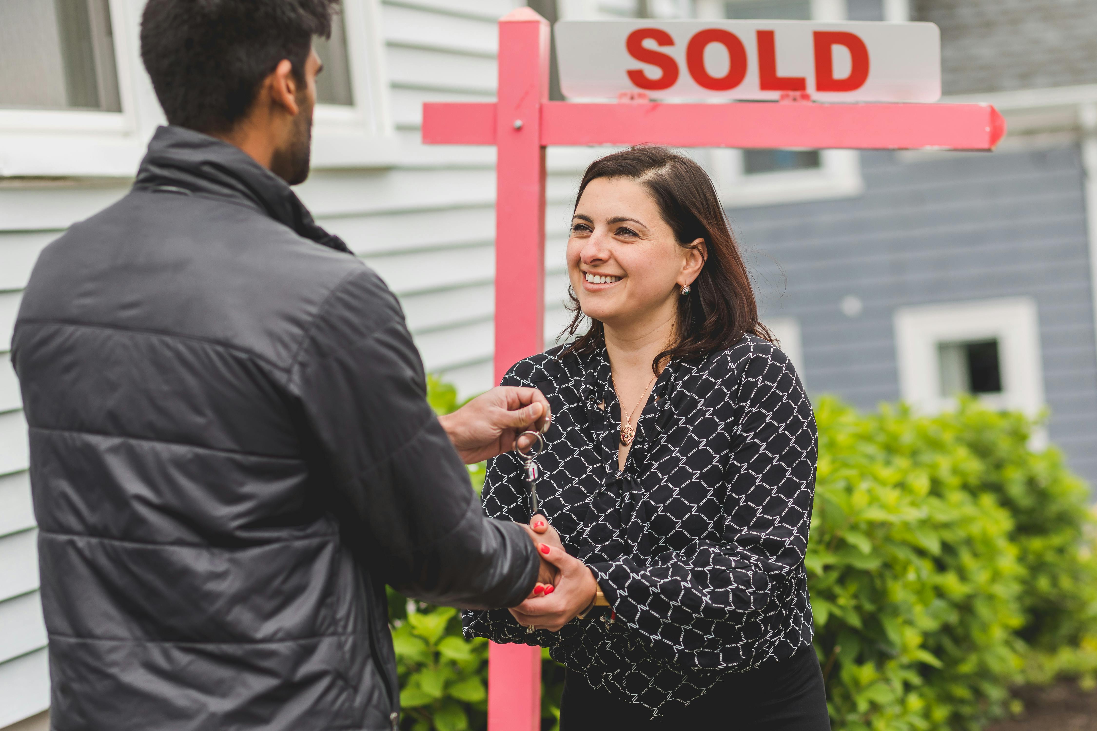 9 Ways Irish Estate Agents Can Encourage Returning Customers