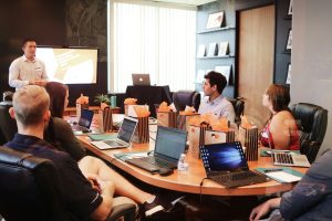 What to Know About Office Rent Before You Commit in 2025
