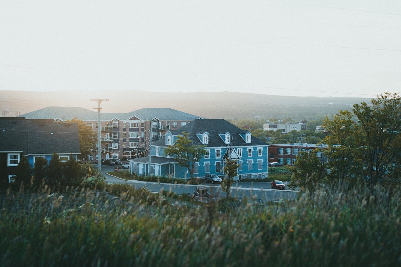 Top Retirement Destinations for Expats with High-Quality Healthcare Access