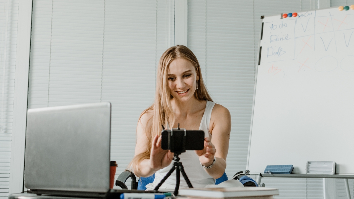 Ireland’s Untapped Side Hustle: Connect & Earn