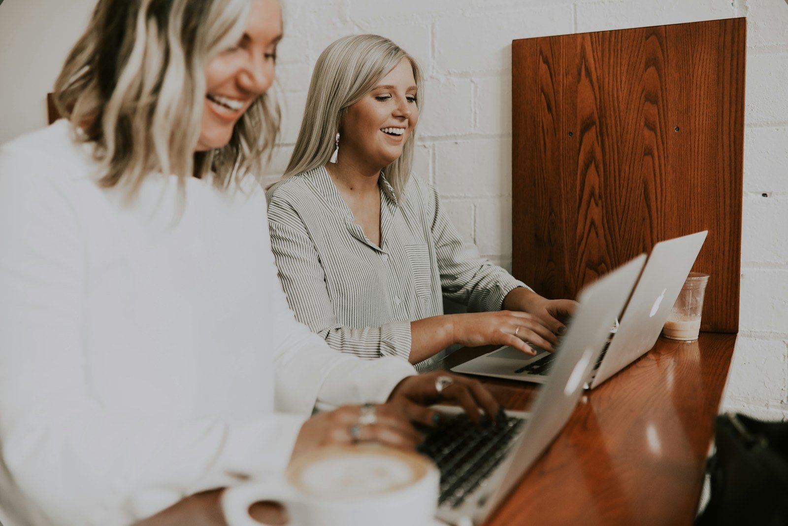 Free Opportunity to Earn in Ireland by Referring Estate Agents