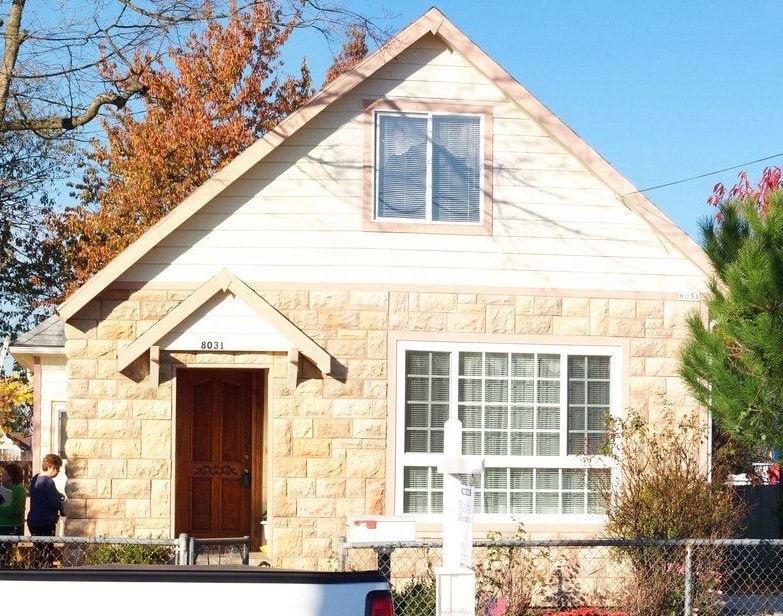 How to Spot an Overpriced Home Before You Even View It