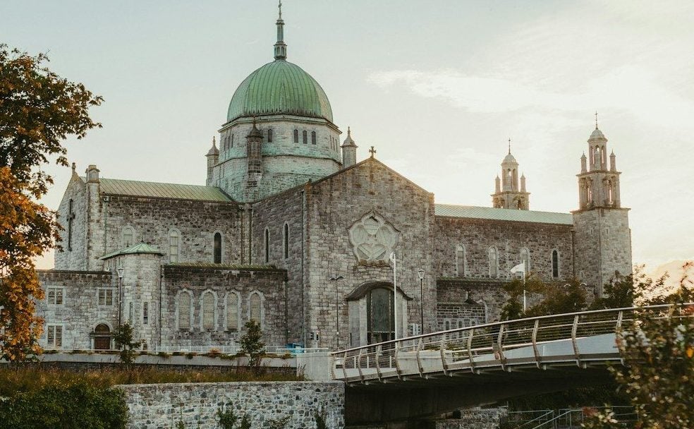 Ireland Service Fees: What Every Buyer Should Know