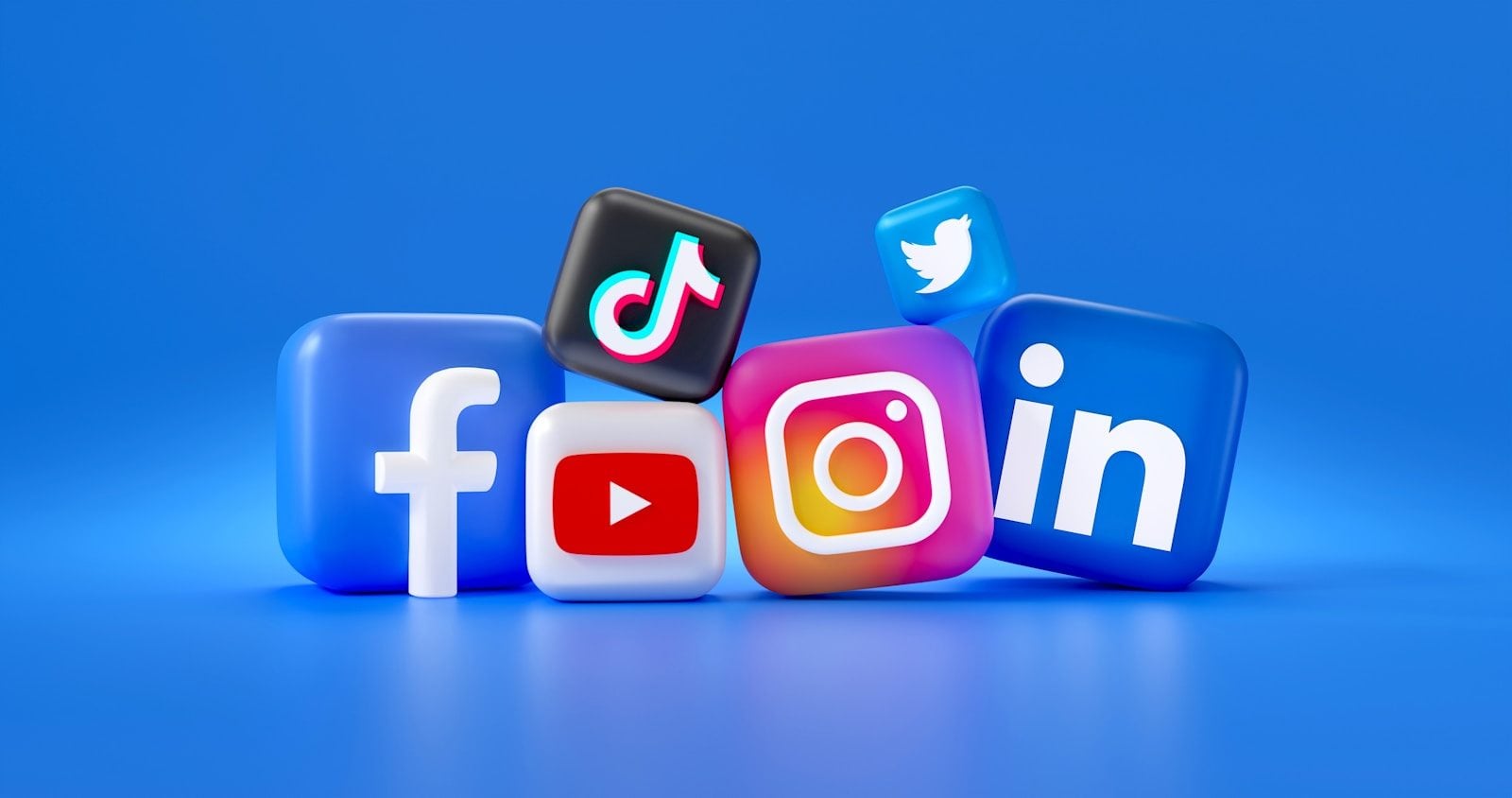 Estate Agent Ireland: 7 Smart Social Media Tips 2026
