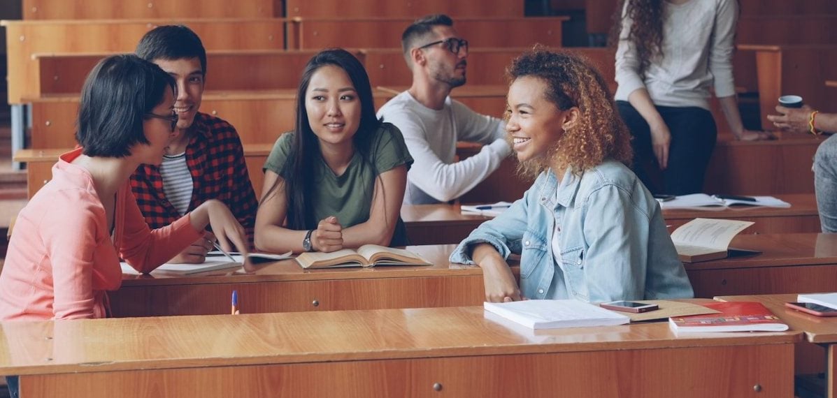 Student vs Professional Rentals: How the Markets Differ